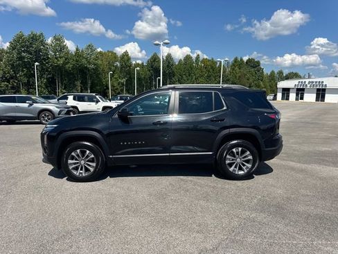 Used 2025 Chevrolet Equinox LT w/ Convenience Package II FWD image 7