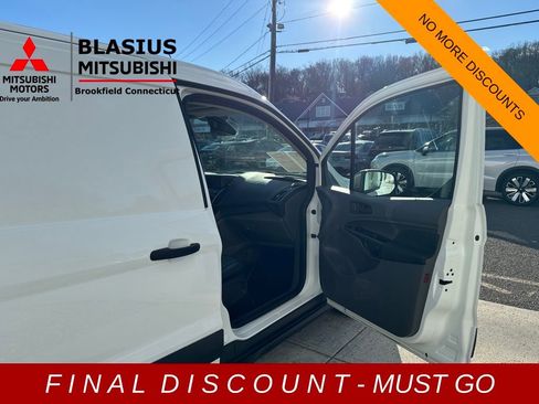 Used 2022 Ford Transit Connect XL image 13