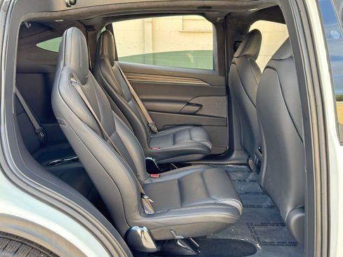 Used 2022 Tesla Model X AWD/4WD image 48