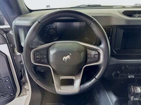 Used 2023 Ford Bronco Big Bend w/ Sasquatch Package AWD/4WD image 14