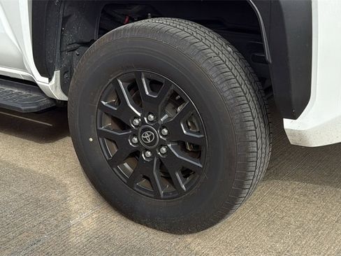 Certified 2025 Toyota 4Runner SR5 image 6