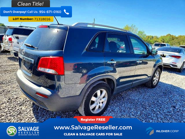 Used 2011 Kia Sorento 2WD w/ Convenience Pkg image 4