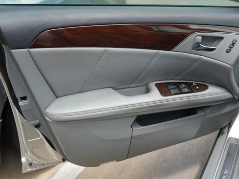 Used 2008 Toyota Avalon Limited FWD image 12