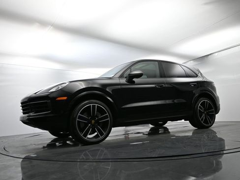 Certified 2023 Porsche Cayenne image 47