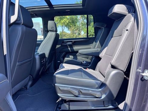 New 2025 Chevrolet Suburban Premier w/ Sun And Tow Package image 40