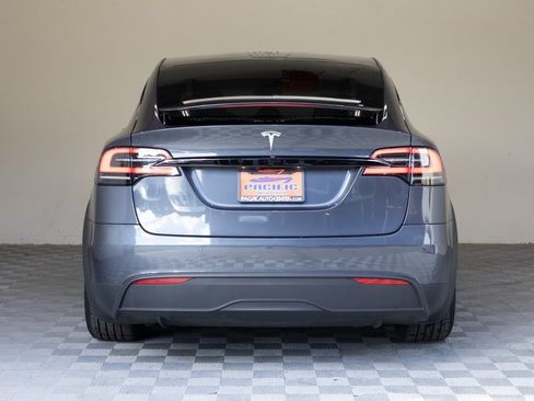 Used 2023 Tesla Model X image 12