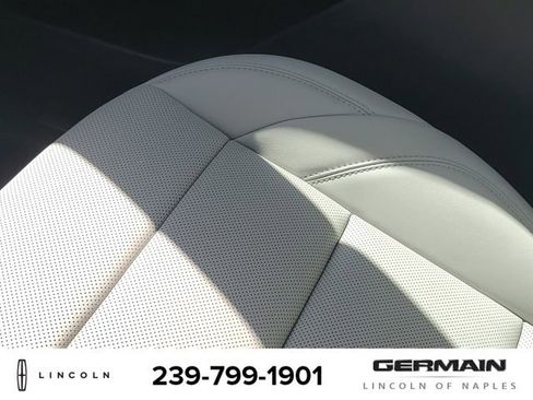 New 2026 Lincoln Nautilus Premier image 27