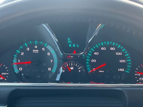 Used 2017 Chevrolet Traverse LT image 24