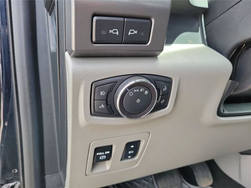 Used 2018 Ford F150 XLT w/ Equipment Group 301A Mid AWD/4WD image 21