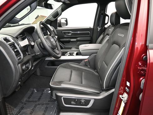 Used 2025 RAM 1500 Laramie image 11