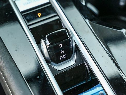 New 2026 Volkswagen Atlas SE image 36