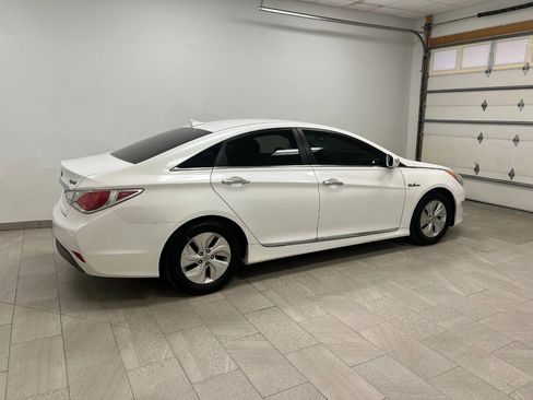 Used 2014 Hyundai Sonata Hybrid image 14