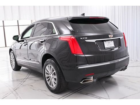 Used 2019 Cadillac XT5 Luxury FWD image 5