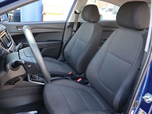 Used 2020 Hyundai Accent SE image 11
