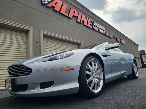 Used 2005 Aston Martin DB9 Coupe RWD image 35
