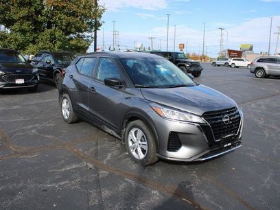 Used 2025 Nissan Kicks Play S