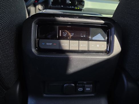 Used 2025 Toyota Land Cruiser 1958 image 33