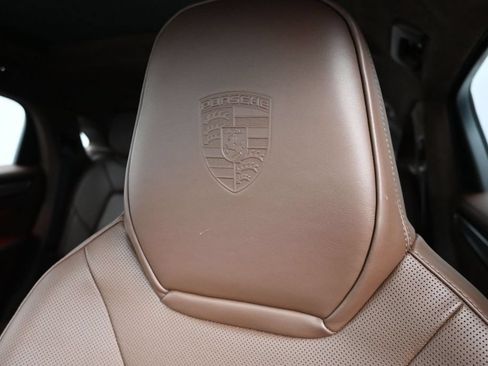 Certified 2023 Porsche Cayenne Turbo S AWD/4WD image 14