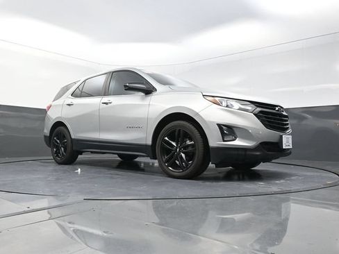 Used 2021 Chevrolet Equinox LT FWD image 20