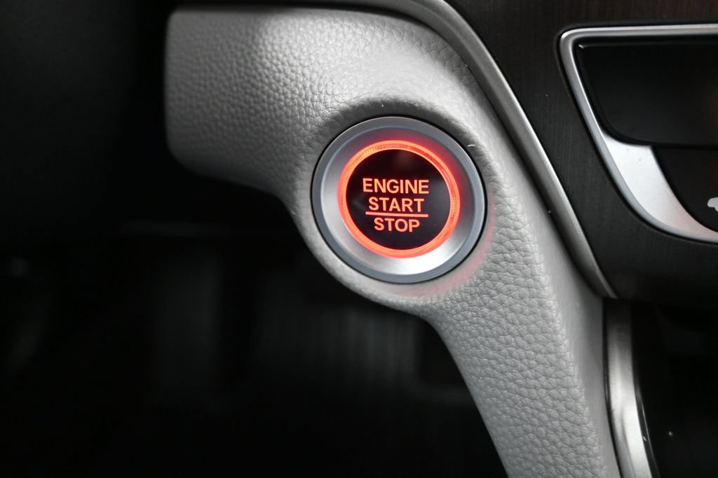 Used 2018 Honda Accord LX image 21