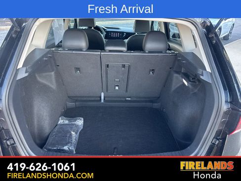 Used 2024 Volkswagen Taos SE image 29