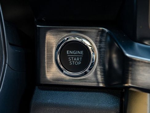 Used 2026 Ford F250 Lariat w/ Tremor Off-Road Package image 24