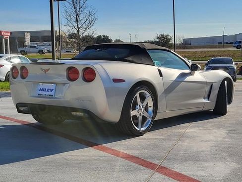 Used 2006 Chevrolet Corvette Convertible w/ Preferred Equipment Group image 5