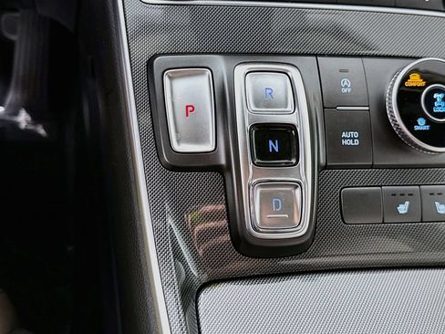 Certified 2022 Hyundai Santa Fe SEL AWD/4WD image 10