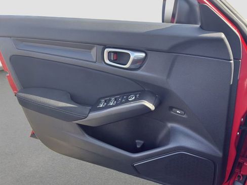 Used 2023 Honda Civic Sport image 13