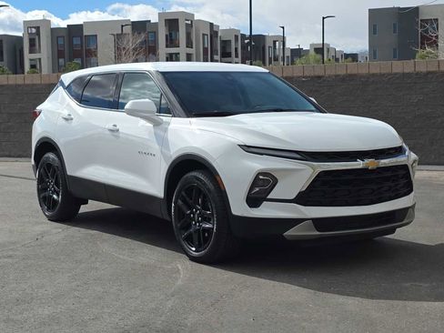 Used 2023 Chevrolet Blazer LT w/ Driver Confidence Package image 3