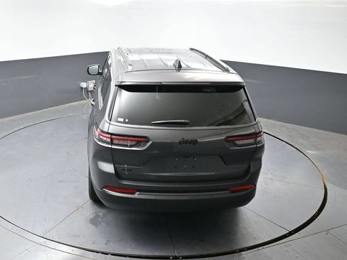 New 2026 Jeep Grand Cherokee L Limited w/ Limited Altitude Package AWD/4WD image 37