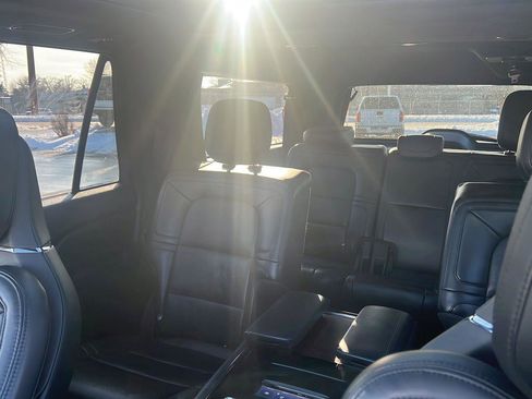 Used 2023 Lincoln Navigator L Reserve image 22