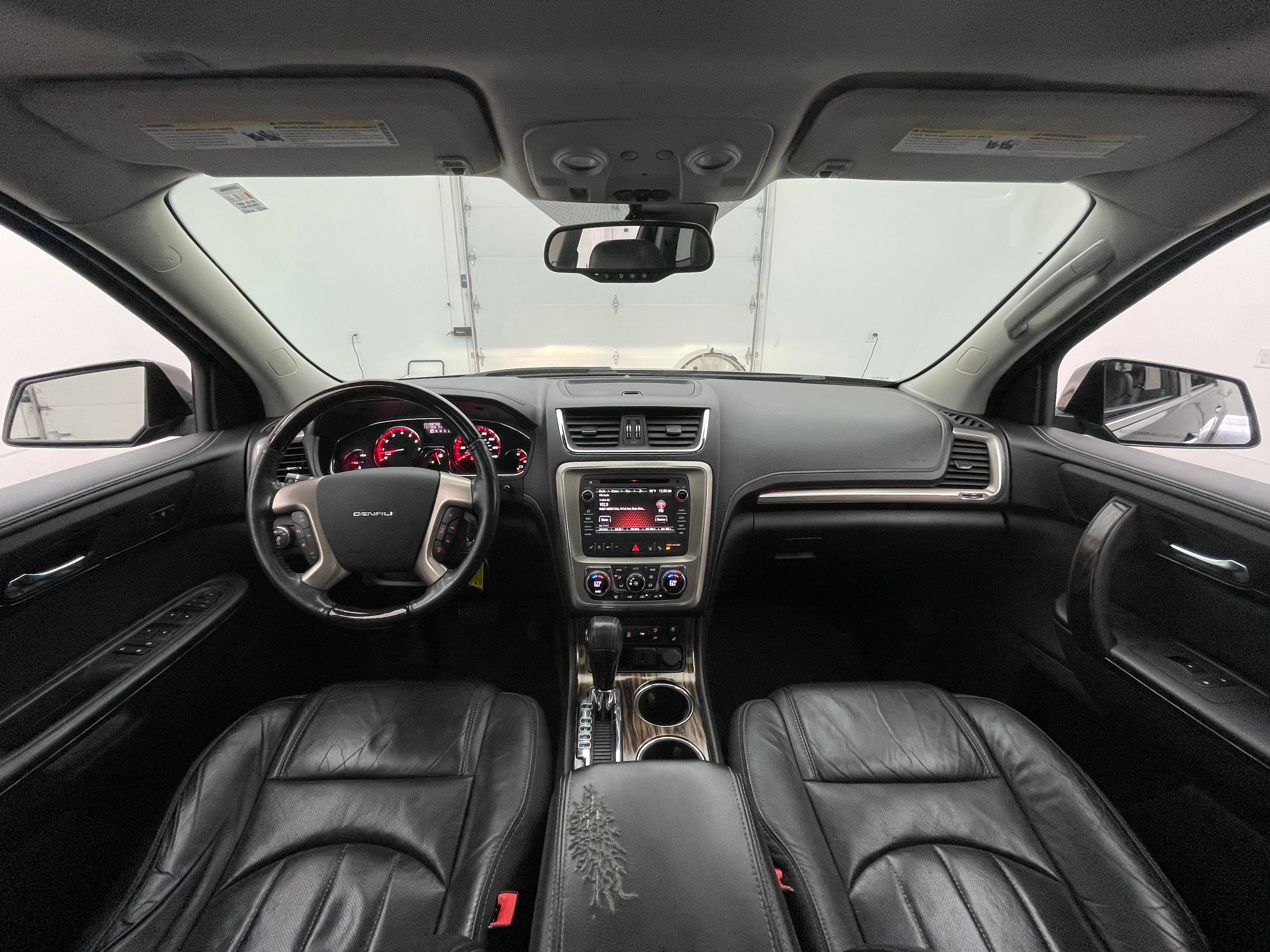 Used 2015 GMC Acadia Denali FWD image 3