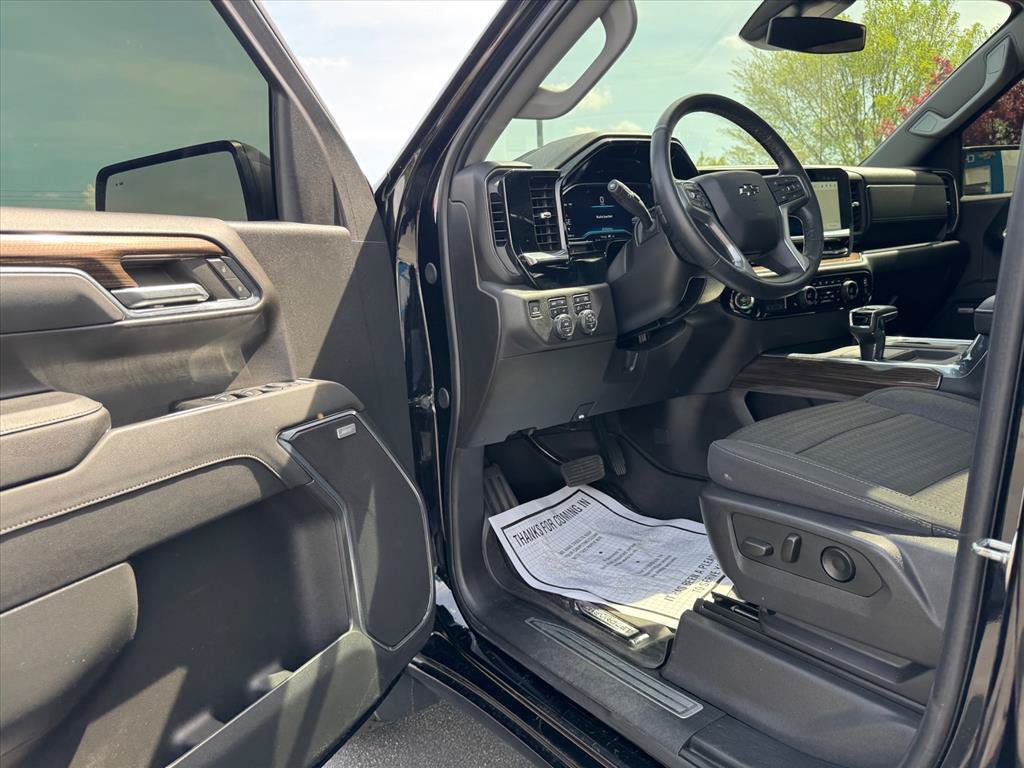Used 2024 Chevrolet Silverado 1500 RST w/ All Star Edition Plus AWD/4WD image 14