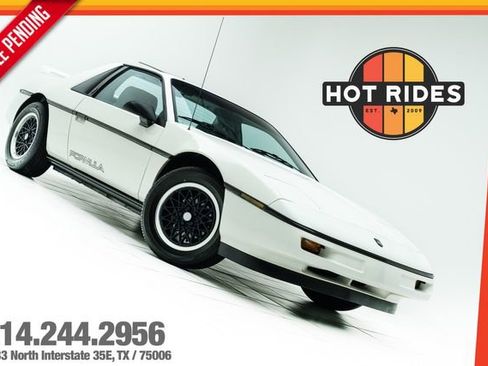 Used 1988 Pontiac Fiero RWD image 1