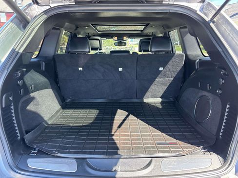 Certified 2018 Jeep Grand Cherokee Limited AWD/4WD image 10