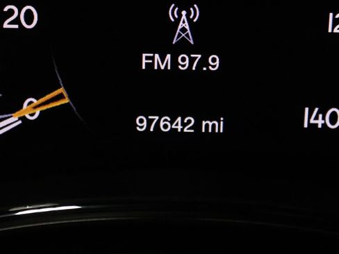 Used 2018 Jeep Grand Cherokee Altitude image 18