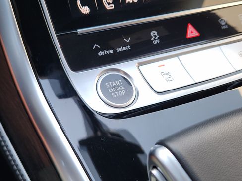 Used 2026 Audi Q8 Premium Plus AWD/4WD image 19
