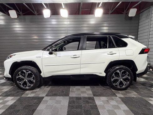 Used 2021 Toyota RAV4 XSE w/ Weather Package image 8