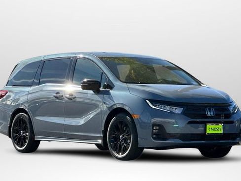 New 2026 Honda Odyssey Sport-L image 3