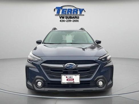 Certified 2025 Subaru Outback Premium image 2