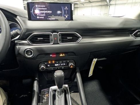 New 2025 MAZDA CX-5 AWD 2.5 S w/ Preferred Package image 23
