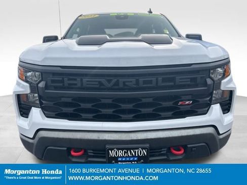 Used 2023 Chevrolet Silverado 1500 Custom Trail Boss image 2