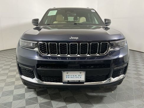 Used 2023 Jeep Grand Cherokee L Limited image 3