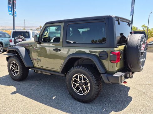 Used 2026 Jeep Wrangler Rubicon AWD/4WD image 4