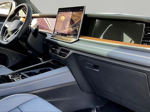 New 2026 Volkswagen Tiguan SEL R-Line image 26