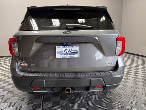 Used 2022 Ford Explorer Timberline w/ Timberline Technology Package image 9