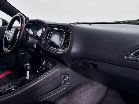 Used 2018 Dodge Challenger R/T w/ Blacktop Package RWD image 38
