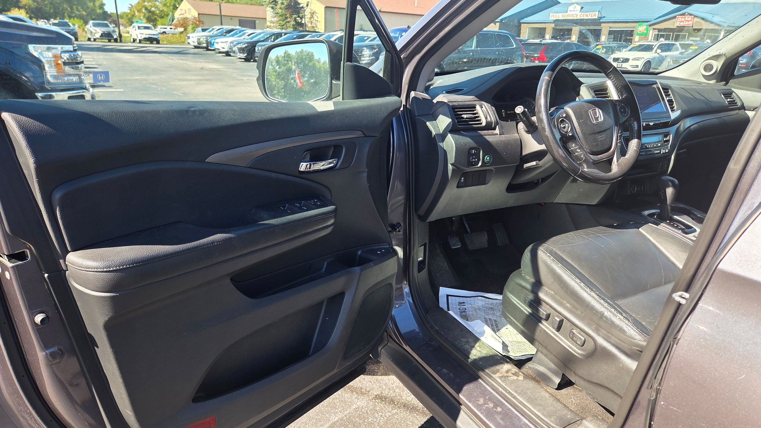 Used 2017 Honda Pilot EX-L image 4