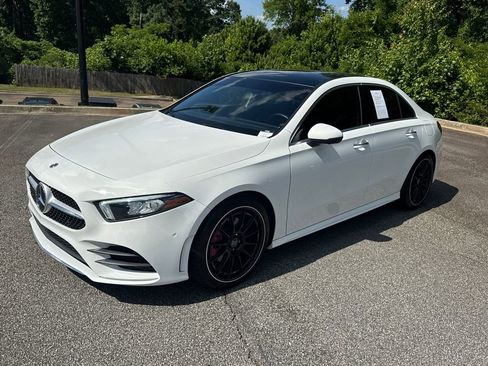 Used 2022 Mercedes-Benz A 220 image 3